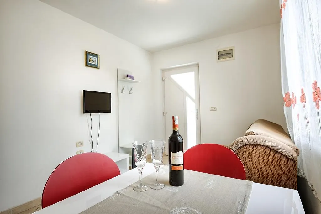 Apartments Premate Premantura